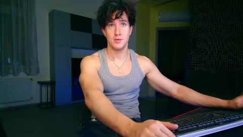 UPVOTE ME ------  ILL DO SOMETHING FOR FREE online show from July 24, 2026, 6:39 pm
