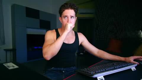 UPVOTE ME ------  ILL DO SOMETHING FOR FREE online show from August 5, 2026, 7:49 pm