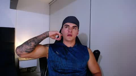 Snapshot of christianvalenzia chatting on January 10, 2025, 12:49 am Christian online show from January 10, 2025, 12:49 am