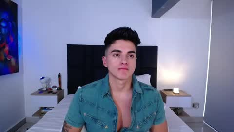 Snapshot of christianvalenzia chatting on February 1, 2025, 7:34 pm Christian online show from February 1, 2025, 7:34 pm