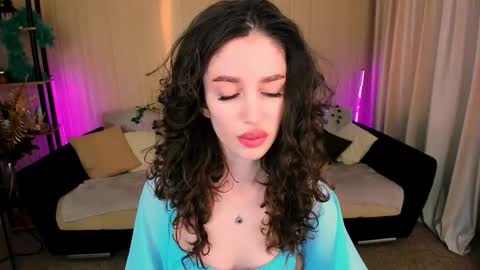 Snapshot of christinaconteeree chatting on September 10, 2025, 1:22 pm christinaconteeree online show from September 10, 2025, 1:22 pm