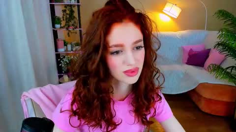 Snapshot of christinaconteeree chatting on October 11, 2025, 11:20 am christinaconteeree online show from October 11, 2025, 11:20 am