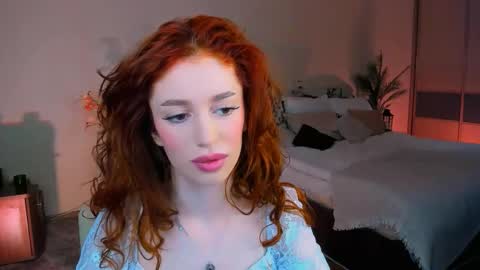 Snapshot of christinaconteeree chatting on November 24, 2025, 7:24 pm christinaconteeree online show from November 24, 2025, 7:24 pm