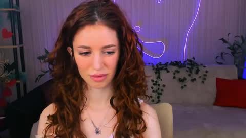 Snapshot of christinaconteeree chatting on June 4, 2026, 7:20 pm christinaconteeree online show from June 4, 2026, 7:20 pm