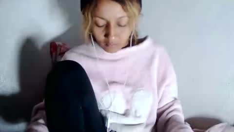 Snapshot of christine213 chatting on January 14, 2025, 4:50 pm christine213 online show from January 14, 2025, 4:50 pm