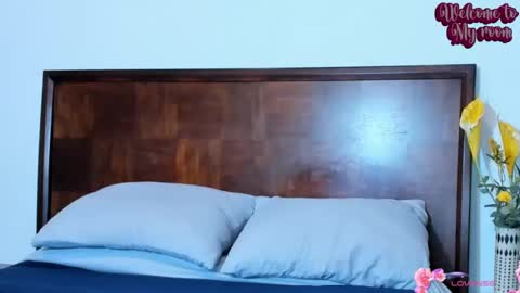 Snapshot of christine_35 chatting on February 11, 2025, 1:51 pm Christine - online show from February 11, 2025, 1:51 pm