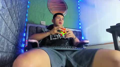 Christoper Giraldo online show from March 11, 2026, 3:29 pm