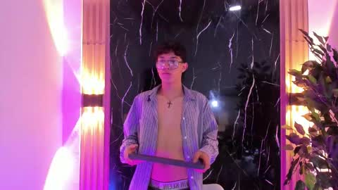 Chrisopher Hunter online show from February 4, 2026, 5:13 am