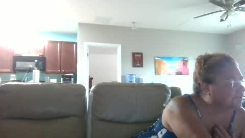 Snapshot of christopher_rain chatting on June 27, 2026, 7:19 pm Christopher Rain online show from June 27, 2026, 7:19 pm