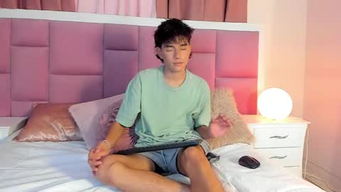 Chris online show from May 1, 2026, 7:51 pm