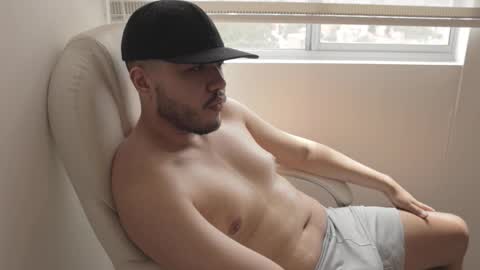 Chris online show from November 14, 2025, 4:28 pm