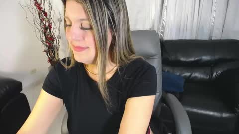 Christy Diaz online show from April 24, 2026, 11:18 pm