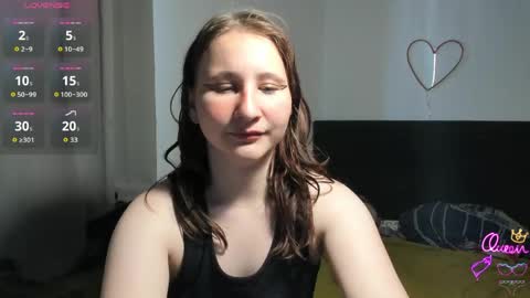 christyw3b online show from June 7, 2026, 12:42 pm