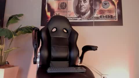 chrizmacgregor online show from February 3, 2026, 3:26 am