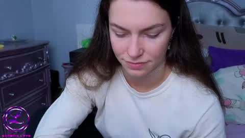 Snapshot of chroniclove chatting on May 13, 2026, 8:49 pm Marley online show from May 13, 2026, 8:49 pm