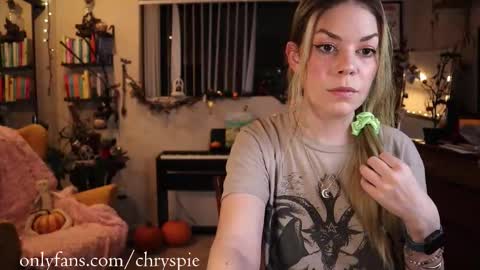 Chrys online show from October 24, 2025, 5:26 am