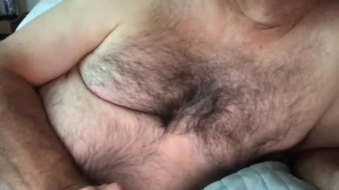 Snapshot of chubbeebear chatting on September 23, 2025, 9:29 pm lOOking4me online show from September 23, 2025, 9:29 pm