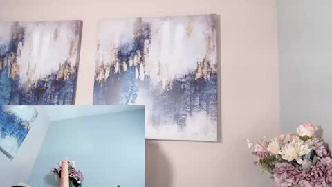 Snapshot of chubby_vaniie_ chatting on February 22, 2025, 12:38 am Vanesa online show from February 22, 2025, 12:38 am