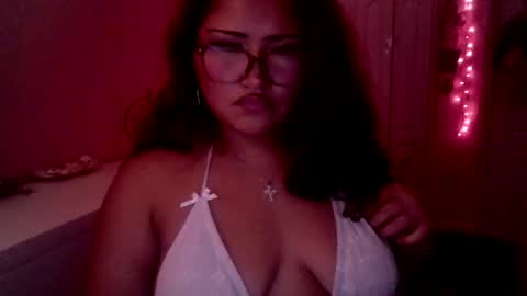 Snapshot of chubbybunnyxoxo222 chatting on July 23, 2026, 5:27 am chubbybunnyxoxo222 online show from July 23, 2026, 5:27 am