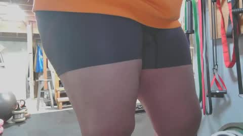 Snapshot of chubbytuna chatting on January 1, 2025, 5:11 pm Chubbypumper online show from January 1, 2025, 5:11 pm