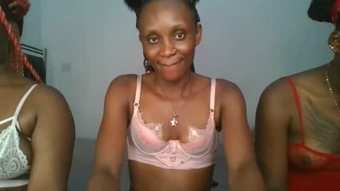 Snapshot of chyna_baibe chatting on October 22, 2025, 5:56 pm chyna_baibe online show from October 22, 2025, 5:56 pm