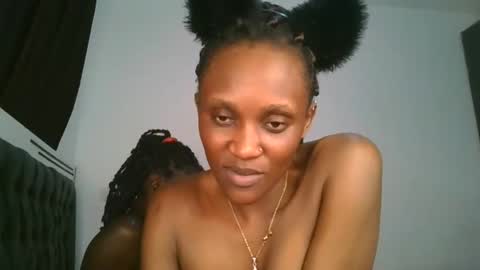 Snapshot of chyna_baibe chatting on November 11, 2025, 12:43 am chyna_baibe online show from November 11, 2025, 12:43 am
