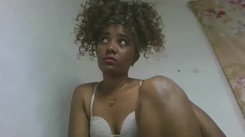 ciciazzhh online show from March 12, 2026, 5:57 am