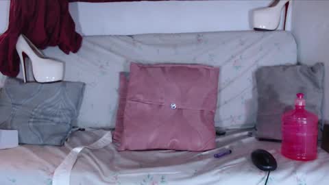 Snapshot of cicimom chatting on December 31, 2024, 10:01 pm cicimom online show from December 31, 2024, 10:01 pm