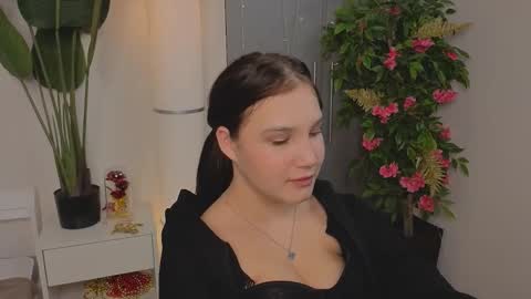 cieranesbeth online show from March 16, 2026, 7:18 pm