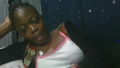 Snapshot of cilia_petite chatting on February 13, 2025, 11:26 pm cilia petite online show from February 13, 2025, 11:26 pm