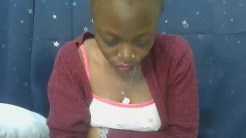 Snapshot of cilia_petite chatting on February 19, 2025, 1:17 pm cilia petite online show from February 19, 2025, 1:17 pm