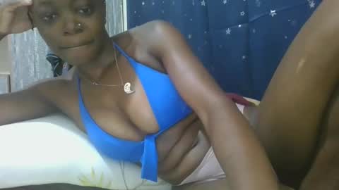 Snapshot of cilia_petite chatting on February 23, 2025, 7:11 am cilia petite online show from February 23, 2025, 7:11 am