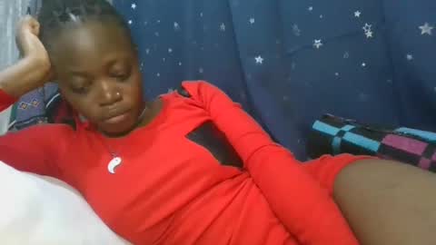 Snapshot of cilia_petite chatting on February 25, 2025, 7:03 pm cilia petite online show from February 25, 2025, 7:03 pm