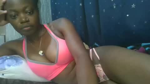 Snapshot of cilia_petite chatting on March 1, 2025, 7:04 pm cilia petite online show from March 1, 2025, 7:04 pm