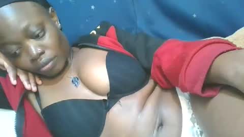 Snapshot of cilia_petite chatting on September 16, 2025, 10:22 pm cilia petite online show from September 16, 2025, 10:22 pm