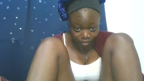 Snapshot of cilia_petite chatting on October 11, 2025, 7:01 pm cilia petite online show from October 11, 2025, 7:01 pm