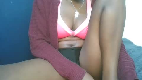 Snapshot of cilia_petite chatting on October 29, 2025, 2:14 am cilia petite online show from October 29, 2025, 2:14 am