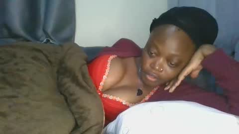 cilia petite online show from April 30, 2026, 9:52 pm