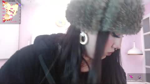 Snapshot of cina_moon chatting on June 5, 2026, 12:22 pm Cinamoon online show from June 5, 2026, 12:22 pm