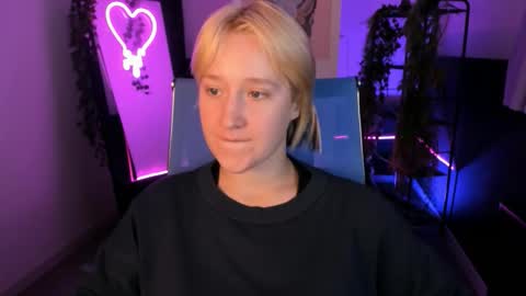 Cin Bellamy online show from September 10, 2025, 6:24 am