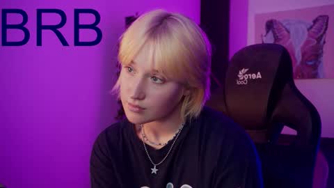 Cin Bellamy online show from September 18, 2025, 5:53 am