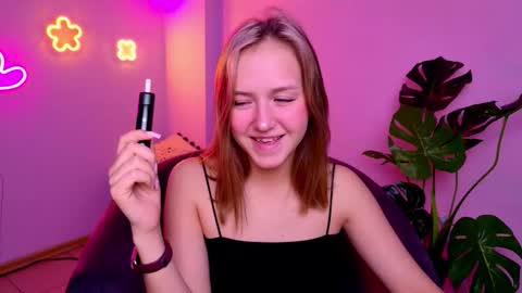 cindylovesmith online show from February 21, 2026, 3:51 am