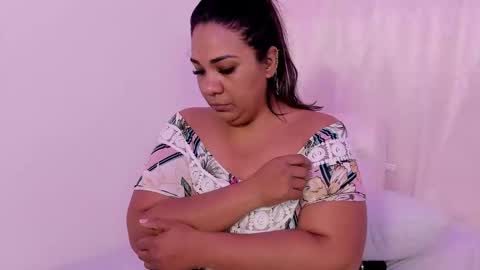 Nailha online show from March 6, 2026, 10:01 am