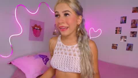 cinniaa online show from May 13, 2026, 3:42 pm