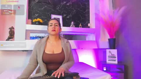 Snapshot of cinthya_mjs chatting on March 25, 2026, 12:11 pm Cinthya online show from March 25, 2026, 12:11 pm