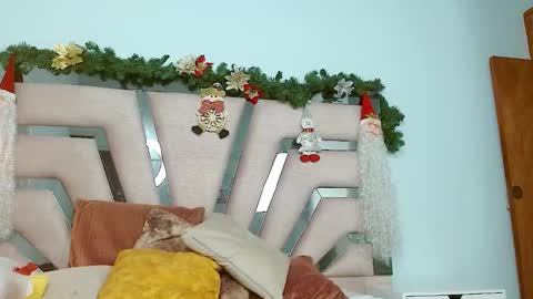 Snapshot of cintia_hills chatting on December 21, 2024, 11:44 am Cintia Hills online show from December 21, 2024, 11:44 am