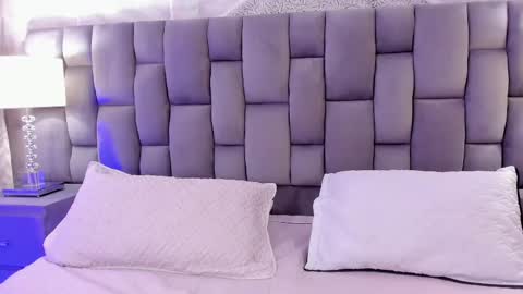 CintiaCollins  online show from February 22, 2025, 11:24 pm