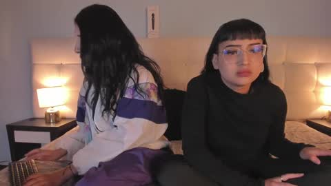 Snapshot of cintya_kors chatting on February 1, 2025, 3:08 am Cintya online show from February 1, 2025, 3:08 am