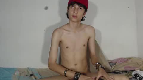 cirosky_elchicopolla online show from January 9, 2026, 4:48 am