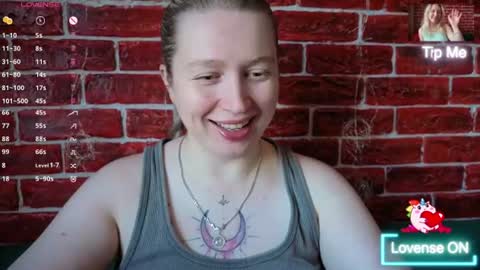 citrusblissss online show from June 18, 2026, 3:07 am